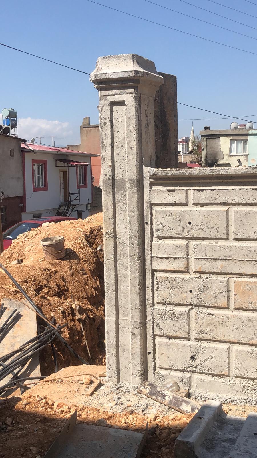 Dekoratif Sütunlu Duvar